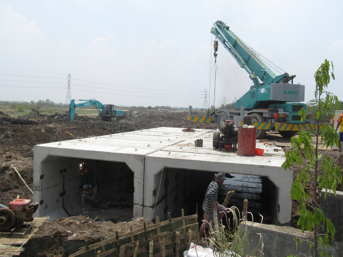 Jembatan Pergudangan Romokalisari - surabaya