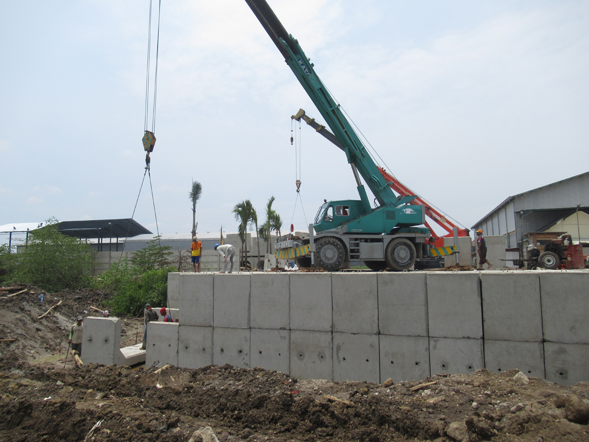 Jembatan Pergudangan Romokalisari - surabaya