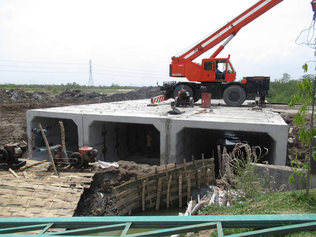 Jembatan Pergudangan Romokalisari - surabaya