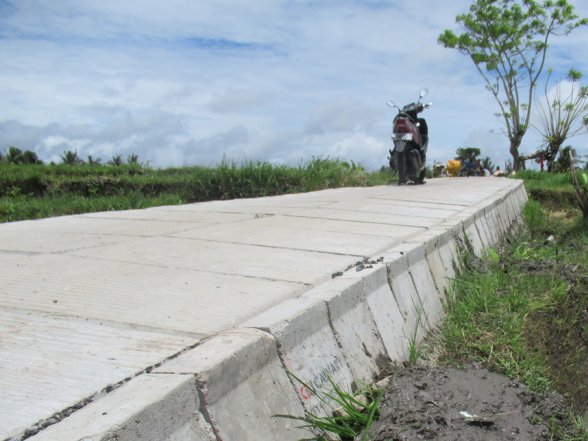 PENINGKATAN JALAN USAHA TANI (JUT) MUNGGU - BALI
