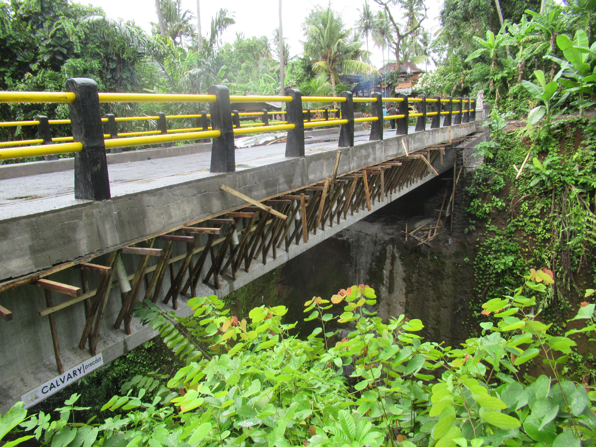 JEMBATAN SULANG - KLUNGKUNG BALI