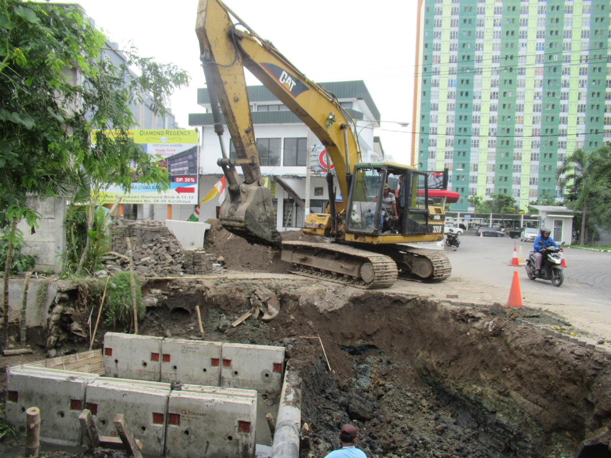 Jembatan Apartemen PT. Diparanu