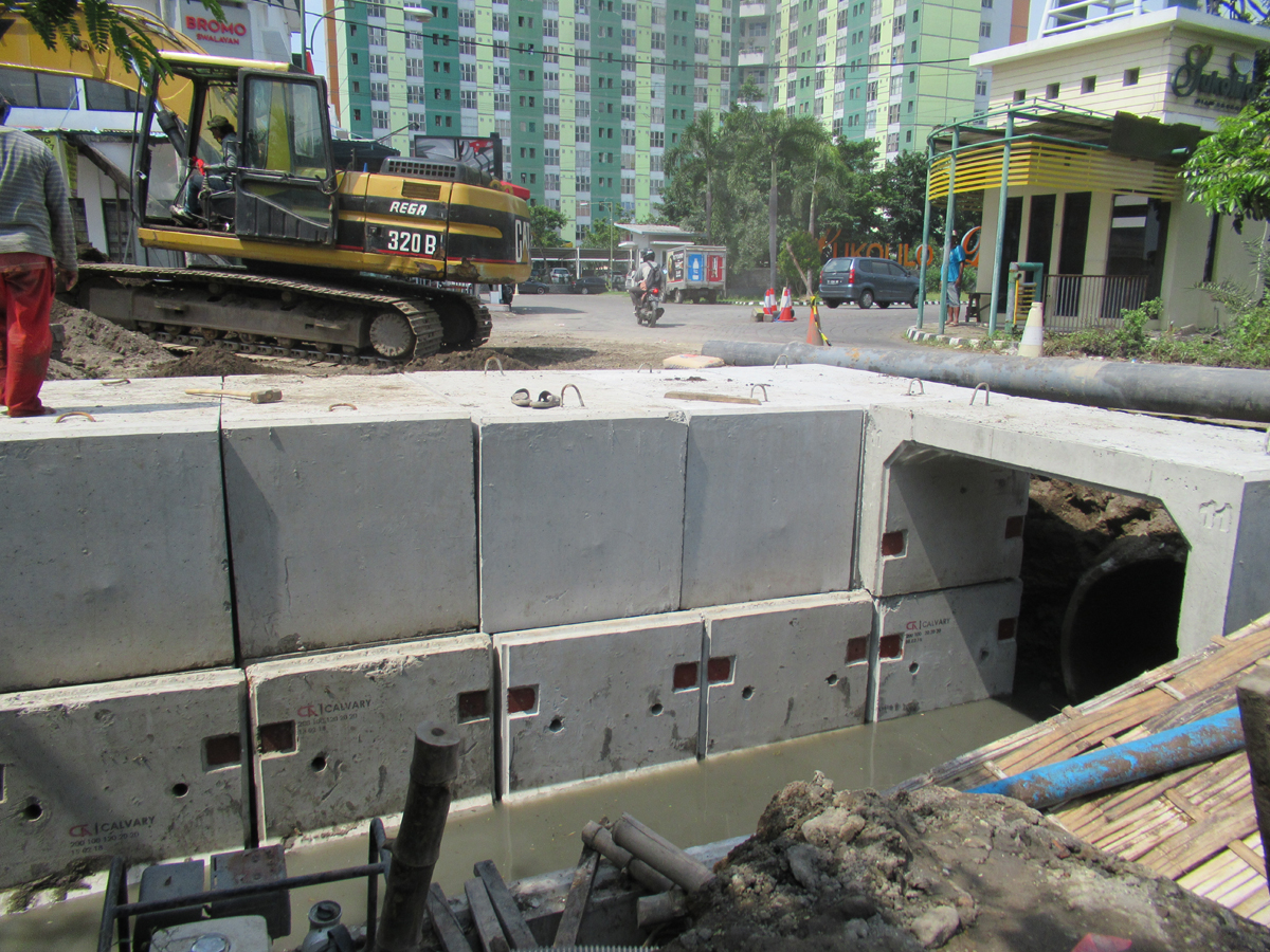 Jembatan Apartemen PT. Diparanu