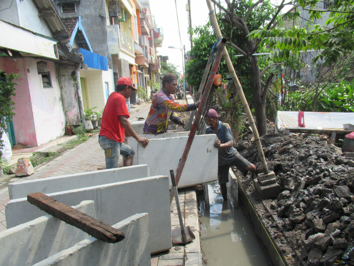 Saluran Warga Jl. Dukuh Setro Surabaya