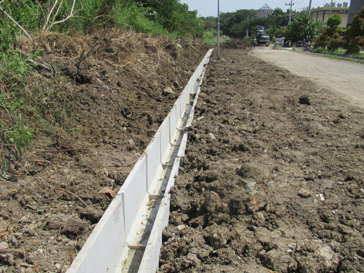 Universitas Surabaya (UNESA)