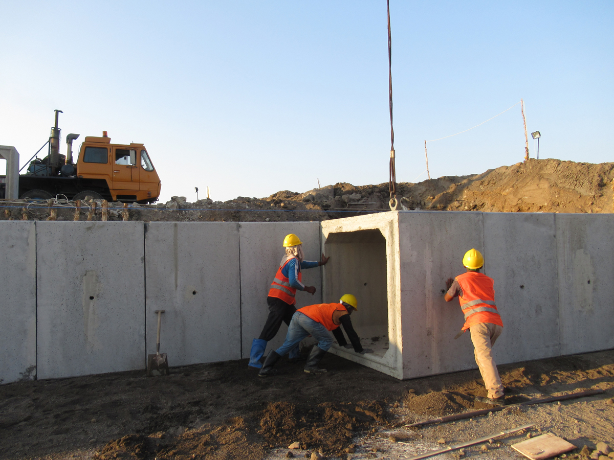 PERLUASAN APRON & TAXIWAY BANDARA JUANDA SURABAYA