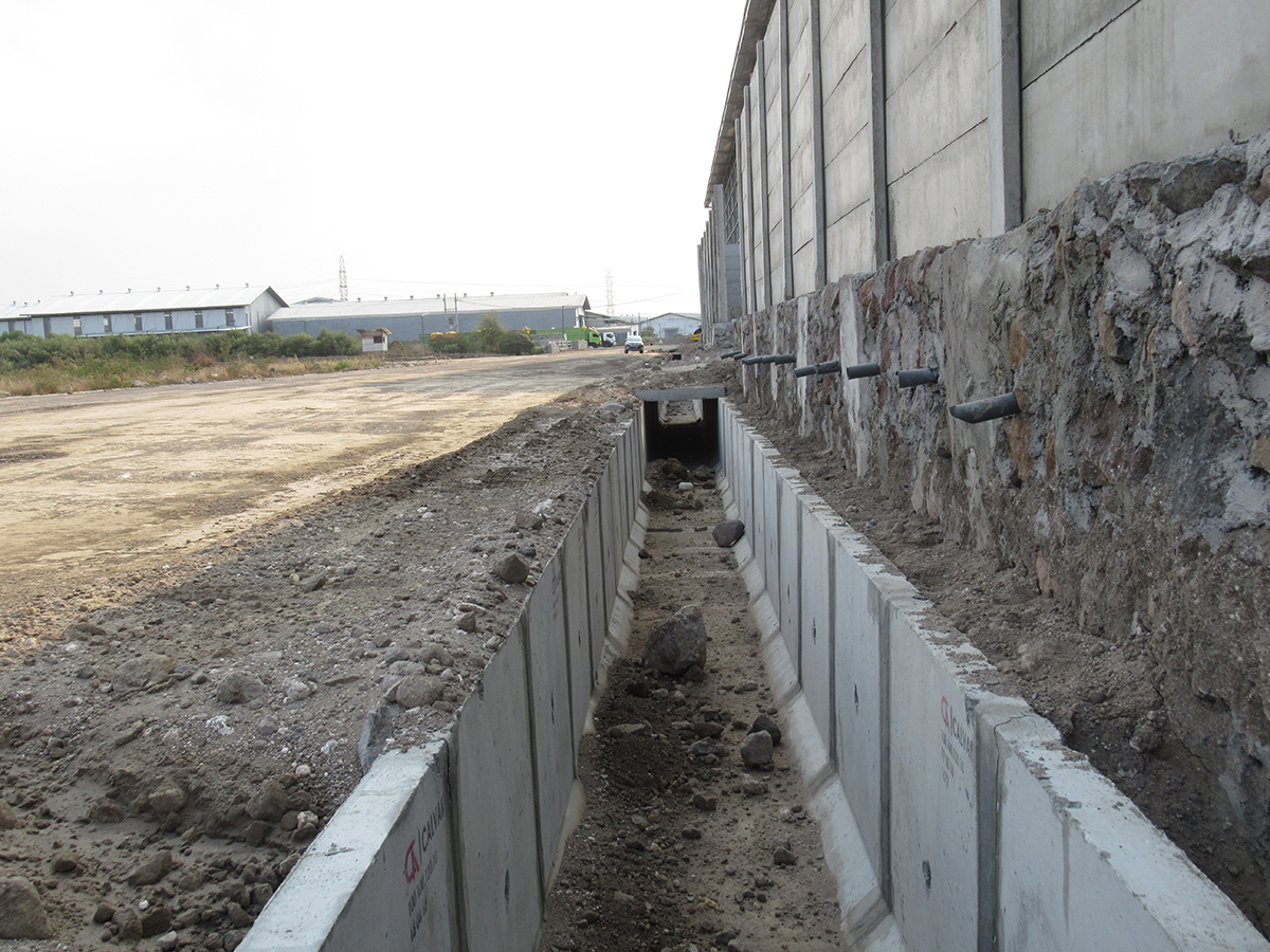 Pergudangan Romokalisari