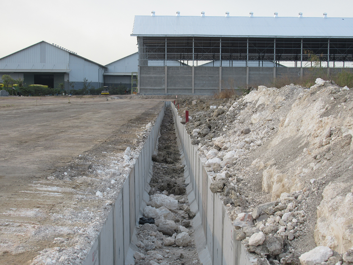 Pergudangan Romokalisari