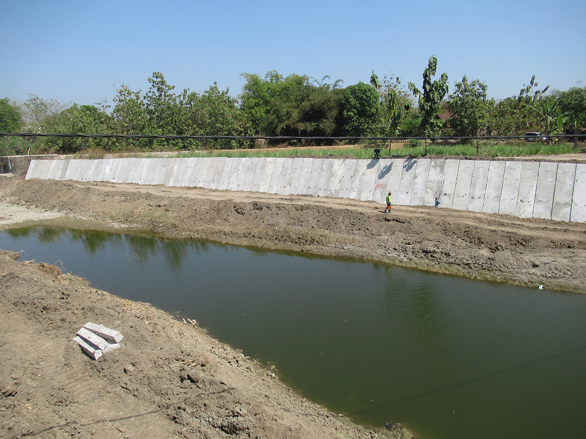 Kedungbanteng Madiun - L Gutter Prestress 