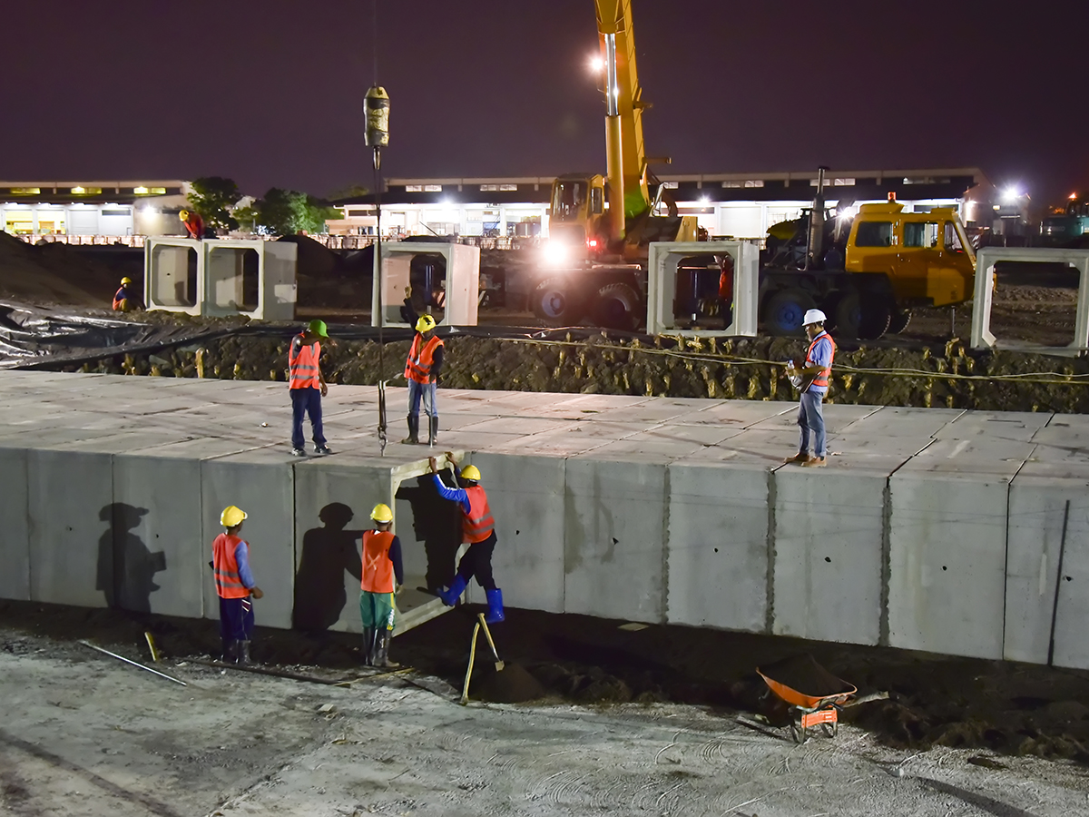 PERLUASAN APRON & TAXIWAY BANDARA JUANDA SURABAYA (II)