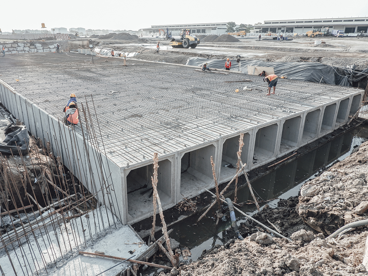 PERLUASAN APRON & TAXIWAY BANDARA JUANDA SURABAYA (II)