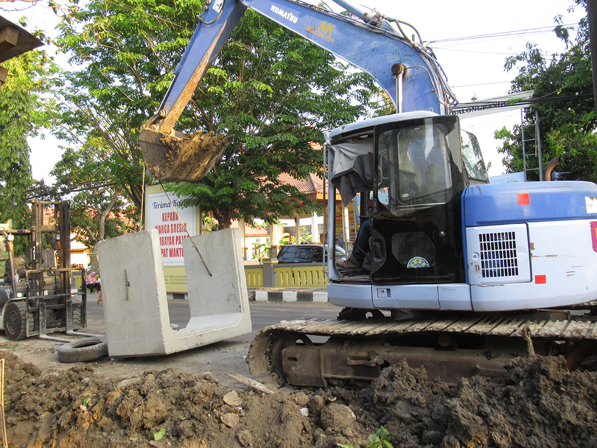 Jalan Balongpanggang Gresik