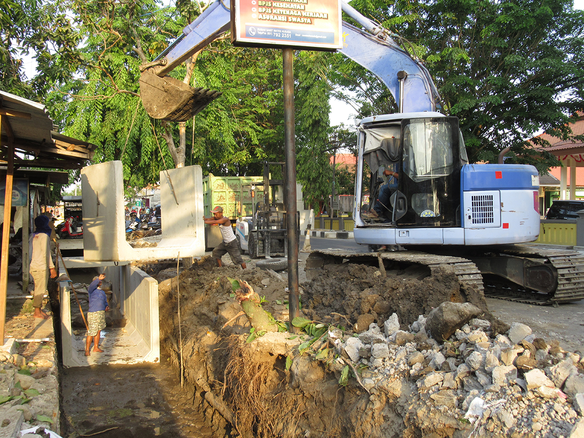 Jalan Balongpanggang Gresik