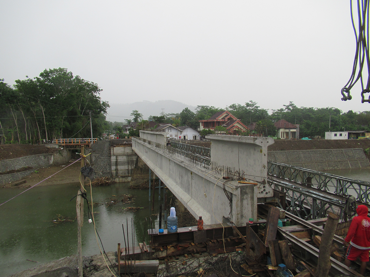 Jembatan Ngadirejo Trenggalek (GIRDER)