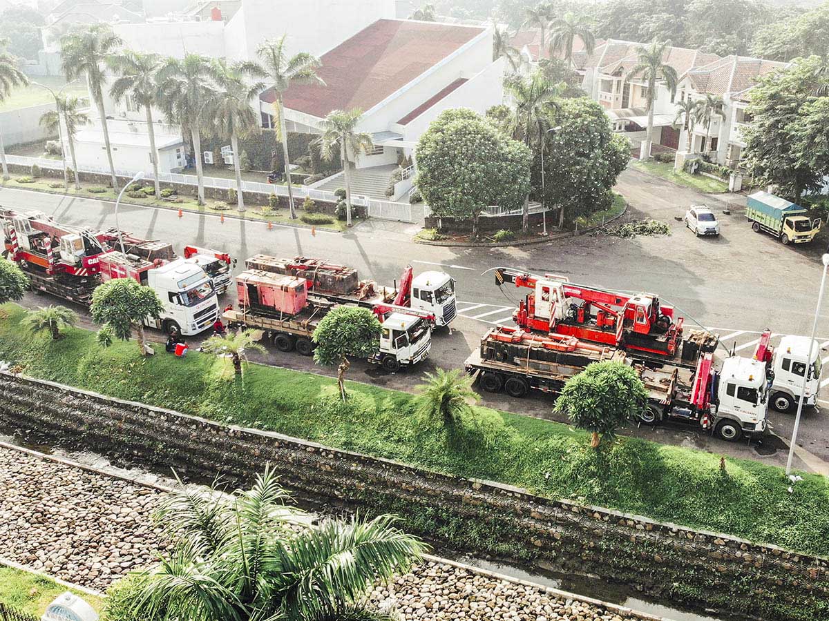 MOB & Pile Pakuwon Indah