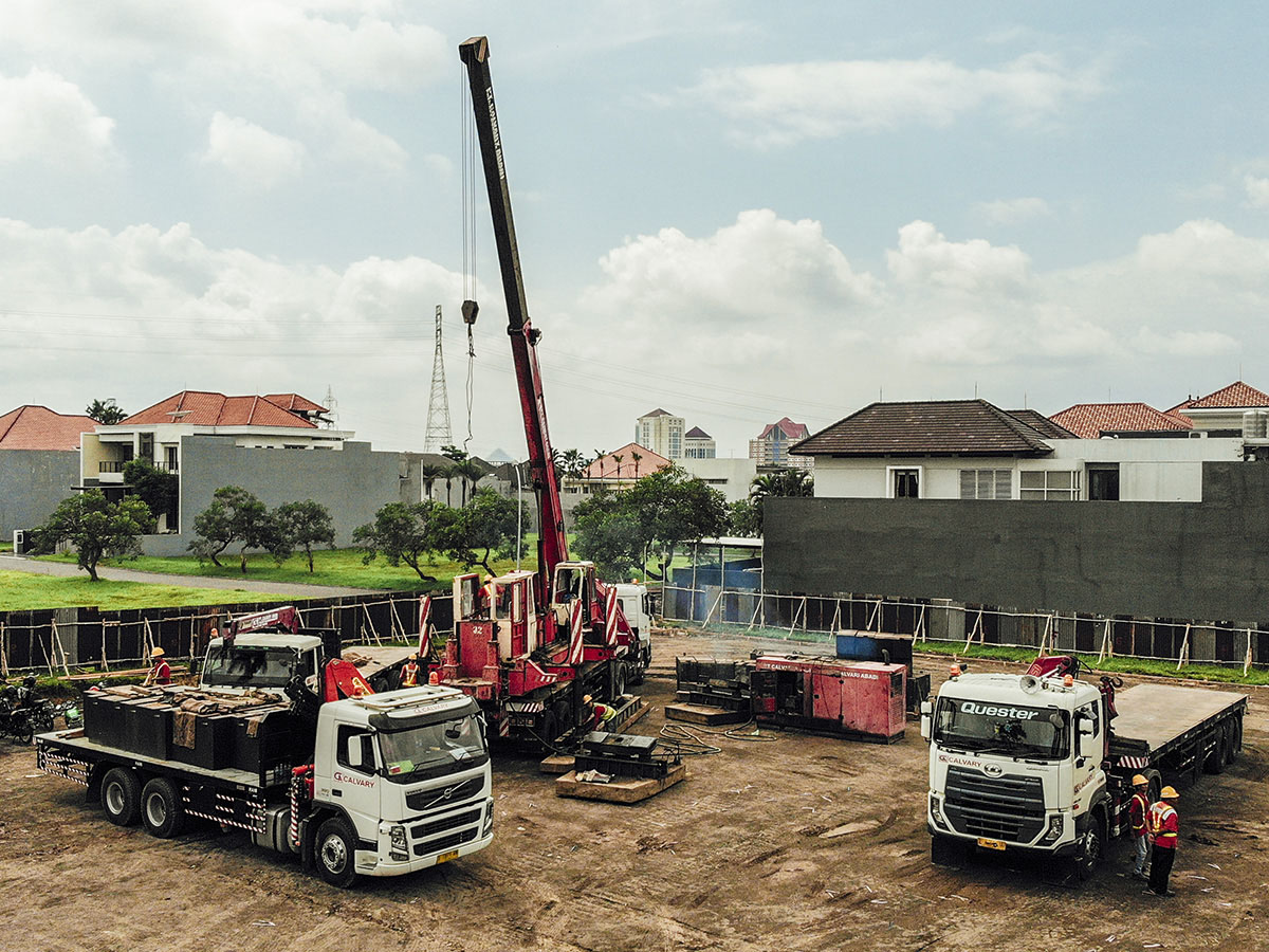 MOB & Pile Pakuwon Indah