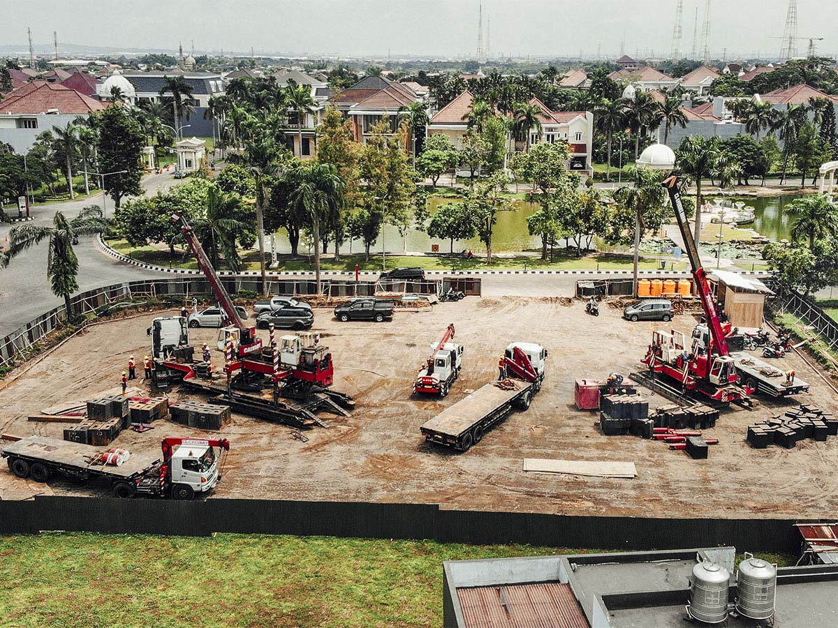 MOB & Pile Pakuwon Indah