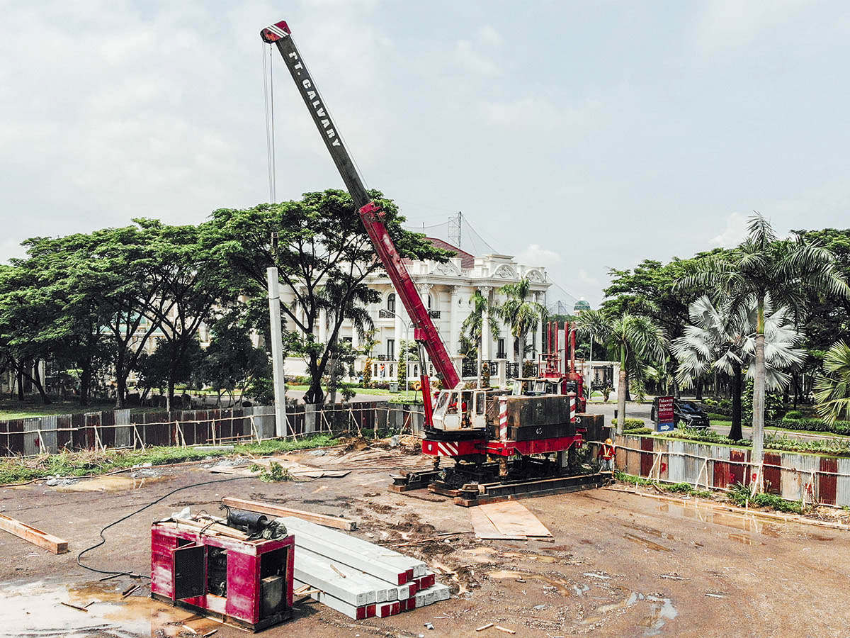 MOB & Pile Pakuwon Indah