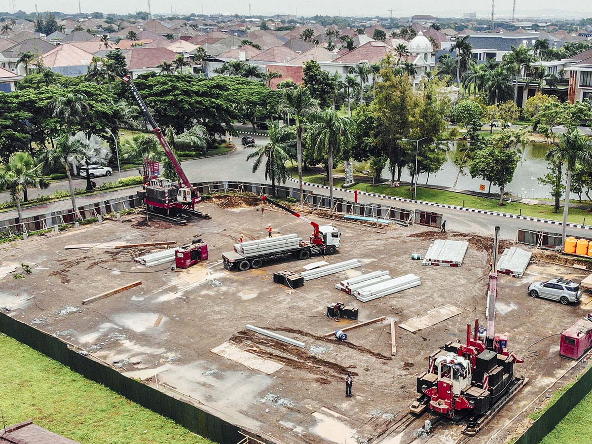 MOB & Pile Pakuwon Indah