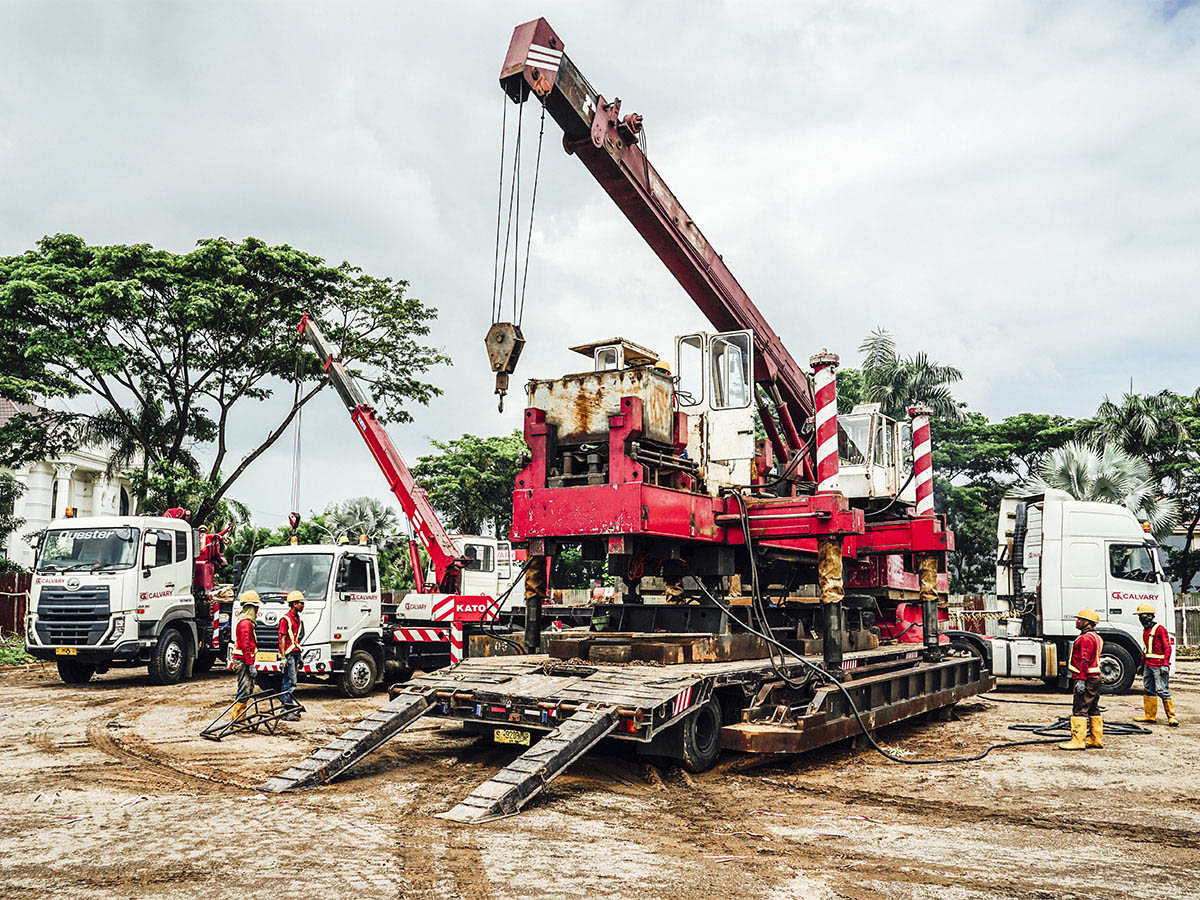 MOB & Pile Pakuwon Indah