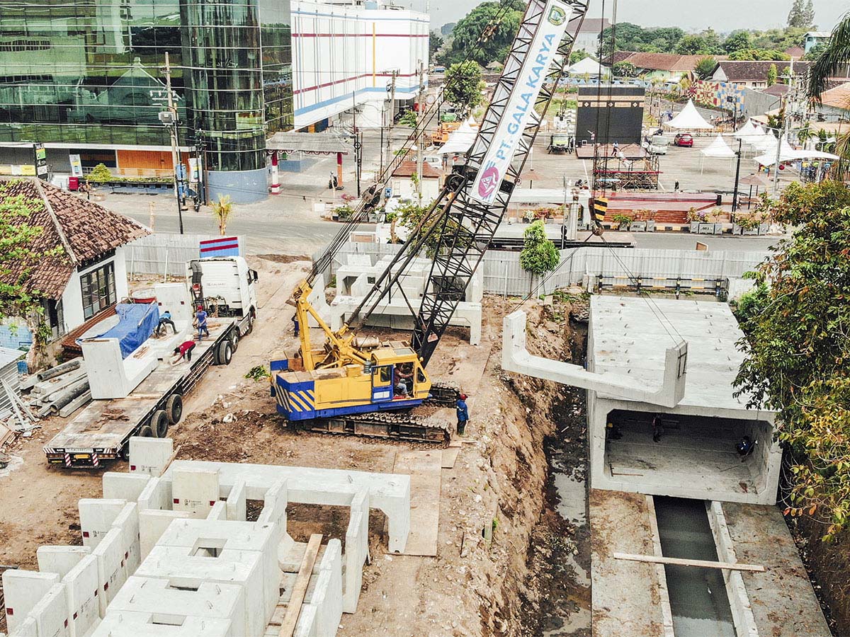 Saluran Sumber Umis - Kota Madiun