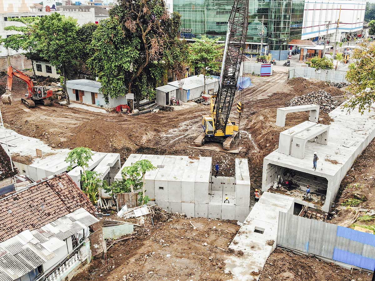Saluran Sumber Umis - Kota Madiun