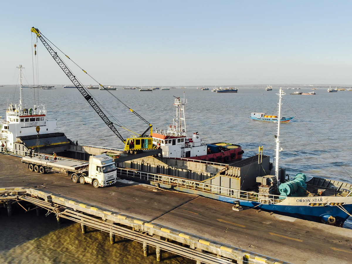 Pile Pelabuhan Gresik