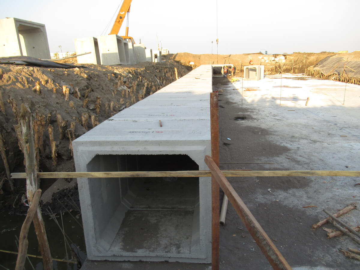 PERLUASAN APRON & TAXIWAY BANDARA JUANDA SURABAYA