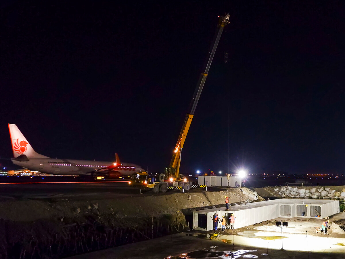 PERLUASAN APRON & TAXIWAY BANDARA JUANDA SURABAYA (II)